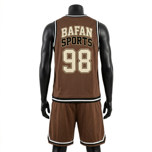 Ensemble maillot et short de basket-ball personnalisé, 150 GSM, panneaux en maille polyester léger, logo transfert thermique, pour homme - Product Image 4