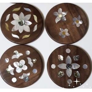 Posavasos de fregona decorativos hechos a mano diseñados para una durabilidad duradera y una elegante presentación de mesa de comedor para el hogar - Product Image 1
