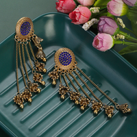 Anting-anting pernyataan rumbai emas tetesan air etnis perhiasan India gaya berlian imitasi untuk wanita liontin manik anting-anting