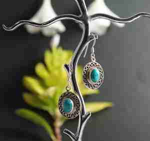 พลอยเทอร์ควอยซ์เงินสเตอร์ลิง925ดีไซน์ทึบขายดีชุดปาร์ตี้ต่างหูของขวัญพื้นเมืองสำหรับเป็นของขวัญทำมือของเธอ - Product Image 1