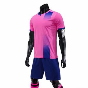 Ropa de fútbol para hombre de alta calidad Jersey uniforme Nuevo último diseño Kit sublimado de secado rápido Precio al por mayor - Product Image 5