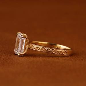 Luxury Women's 925 Sterling Silver <b>Finger</b> <b>Ring</b> 5A Zirconia Pagoda Cutting Rectangle Design Claw Setting for Weddings Banquets - Product Image 3