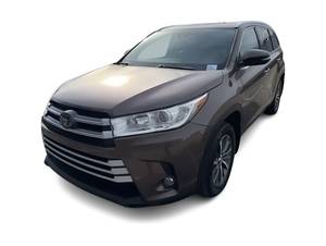 2018 for Highlander XLE Used Sedan Automatic Left Steering Dark Leather Interior AWD Drive Metal Roof <b>Rack</b> - Product Image 4
