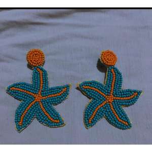 Most Selling <b>Chunky</b> <b>Gold</b> <b>Hoop</b> <b>Earrings</b> Statement Piece for Bold and Confident Style Available at Affordable Price - Product Image 1