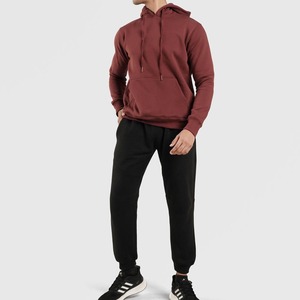 ชุดเซ็ตเสื้อฮู้ดสีแดงเลือดหมูและกางเกงจ็อกเกอร์สีดำ ผ้าฟลีซ อุ่นสบายสำหรับฤดูหนาว ชุดลำลองสไตล์สปอร์ต ชุดออกกำลังกายกลางแจ้งสุดเท่ - Product Image 1