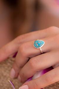 Anillo de Plata de Ley 925 con Turquesa Sólida, Regalo para Esposa - Product Image 2