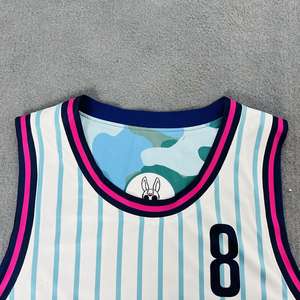 Camiseta de baloncesto de verano transpirable reversible personalizada OEM uniforme de equipo impreso por sublimación de alta calidad para unisex - Product Image 5