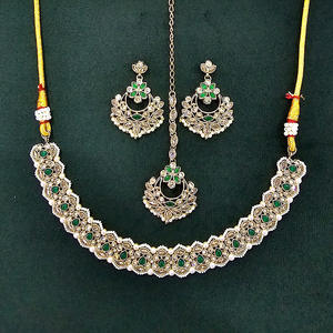 ชุดสร้อยคอไข่มุกแบบโบราณดีไซน์เนอร์พร้อมเครื่องประดับแฟชั่นประดับเพชรแนวเจ้าหญิงตัดพร้อมชุบโลหะสำหรับผู้หญิง - Product Image 5