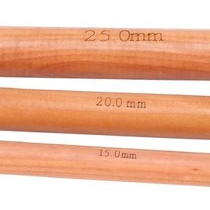 Ganchillo artesanal de madera premium que ha pasado de generación en generación, presentado en caja de regalo al precio más bajo. - Product Image 2