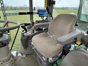 เครื่องยนต์จอห์น เดียร์ 6120M กำลัง 120 แรงม้า รถแทรกเตอร์นี้ให้ประสิทธิภาพการใช้งานที่ยอดเยี่ยมสำหรับงานไถพรวน หว่านเมล็ด และงานขนส่ง - Product Image 5