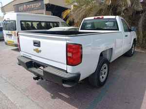 SILVERADO 2024, Motor Diésel V6 de 4.5L, Volante a la Izquierda, Motor de Aspiración Natural, Tracción Delantera, Neumáticos R17, Asientos de Cuero, Sedán Automático, Color Oscuro - Product Image 4