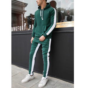 Maquettes de sweatshirts à capuche personnalisées du fabricant Petits sweatshirts pour hommes et tenues Survêtements de sport Survêtement à capuche - Product Image 6