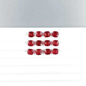 Rubis naturels de Bangkok calibrés en forme de coussin 6 mm et 7 mm, pierres précieuses en vrac de qualité supérieure, rouge rosé et rose, pierres précieuses cubiques certifiées IGI - Product Image 2