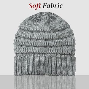 Gorro de punto a la moda, Elegante ropa de invierno, diseño suave y cómodo para un aspecto informal de calle - Product Image 3