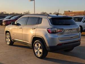 จี๊ป คอมพาส แลติจูด 4WD ปี 2022 รุ่นสะอาด - Product Image 3