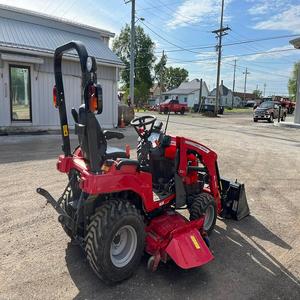 Comprar usado Massey Ferguson GC1725M 4WD Tractor compacto 70HP Calidad Premium Bomba de rendimiento duradero Entrega rápida disponible ahora - Product Image 4
