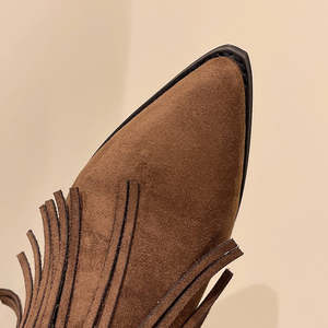 Bottines en daim de vache mi-mollet d'hiver avec talon épais, bout pointu et talon moyen (3-5 cm), style western, bottes à talon moyen - Product Image 1