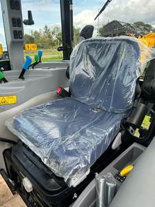 Tractor de Ruedas 4x4 New Holland Boomer 55 de Alto Rendimiento con Características Avanzadas, 180 HP, Transmisión de Engranajes, Motor de Bomba para Tractor Agrícola - Product Image 6