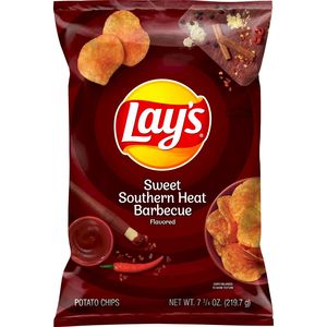 Compre papas fritas onduladas Lays, sabor original, bolsa de 7,75 oz - Product Image 6