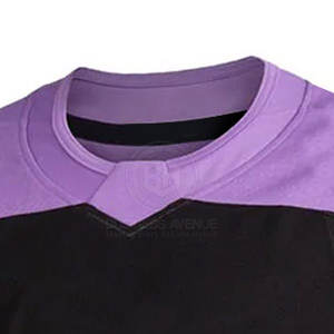 Jersey de Hockey sobre Hielo de Tamaño Personalizado, Fabricación en Pakistán, Nuevo Diseño, Cómodo - Product Image 4