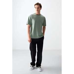 Camiseta Básica Verde Claro para Hombre, Talla Grande - 88378, Gruesa, Suave y Texturizada, 100% Algodón Jersey - Product Image 3