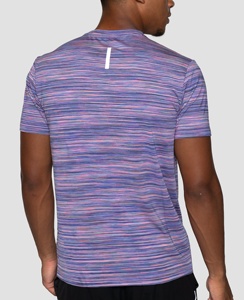 T-shirts en élasthanne ultra-mince et respirants arc-en-ciel pour hommes T-shirts d'exercice réfléchissants avec logo personnalisé Slim Fitness Sport Design - Product Image 3