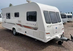 Caravane tout-terrain de luxe neuve/d'occasion modèle 2024 en acier inoxydable, 21 pieds, 6 couchages, à vendre à prix très avantageux - Product Image 2