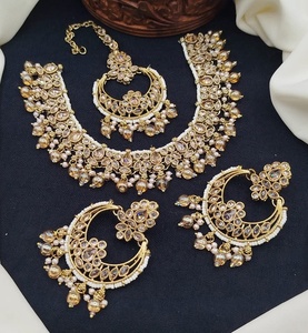 ชุด Matha patti & Bindi ดีไซน์สร้อยคอของคุณเองชุดเครื่องประดับเทียม4ชิ้นสำหรับเจ้าสาวแฟชั่นหรูหรา - Product Image 2