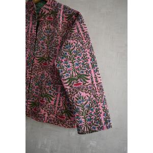 Chaqueta Acolchada Reversible Hecha a Mano con Estampado Floral, 100% Algodón, Cálida, de Manga Larga, Estilo Étnico Indio, para Primavera - Product Image 3