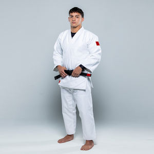 Kimono de judo robuste 340g pour la compétition et l'entraînement, uniforme en coton premium à double tissage, coupe confortable, longue durée de vie, personnalisable - Product Image 3