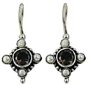 Boucles d'oreilles pendantes vintage en laiton plaqué or avec fausses perles blanches et croix en quartz fumé, bijoux de mariage pour femmes, Rajasthan - Product Image 2