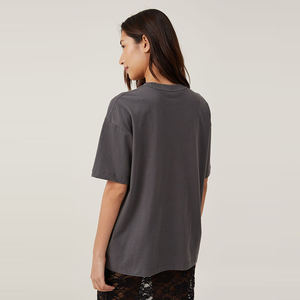 High Quality Hot Selling Oversize Round Neck Comfortable 100% Cotton Lightweight 220 Gsm Women's T-<b>Shirts</b> - Product Image 4