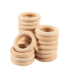 Paquete de 20 anillos de madera natural sin terminar para manualidades, proyectos de macramé, fabricación de joyas, conectores colgantes DIY (2,1 pulgadas) - Product Image 1