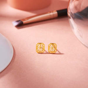 Pendientes de Oro con Esmeralda y Circonita - Joyería Geométrica Clásica y Moderna para Fiestas y Regalos - Product Image 1
