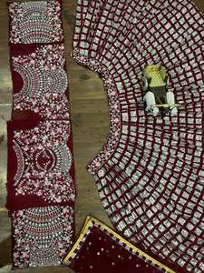 ชุดออกแบบงานแต่งงาน lehenga กับเลื่อมด้ายกระป๋องและชั้นผ้าใบ - Product Image 2