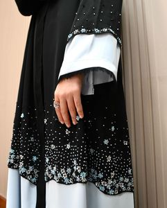 Venta al por mayor Negro Nida Mujeres Casual Abaya Popular Nuevo Diseño de Moda Color Sólido Mejor Personalizable Bajo Precio - Product Image 6