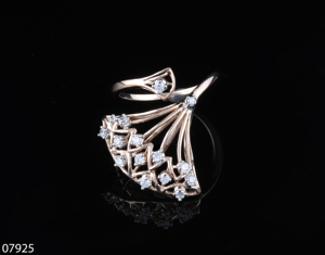 แหวนแต่งงานเพชรทรงกลมหรูหราสำหรับผู้หญิง ชุบทอง 14k/18k ได้รับการรับรองจาก IGI เหมาะสำหรับงานปาร์ตี้ - Product Image 2