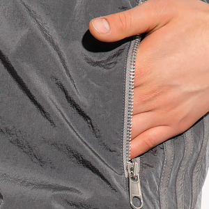 Survêtements coupe-vent de qualité supérieure pour l'entraînement et le jogging, survêtements coupe-vent sur mesure, survêtements hip-hop élégants pour hommes 2026 - Product Image 6