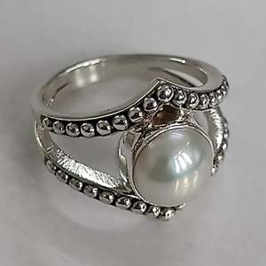 Navya Craft Handmade 925 Sterling <b>Silver</b> Freshwater Pearl <b>Statement</b> <b>Ring</b> Boho June Birthstone Jewelry with Sizes 4 13 for Women - Product Image 5