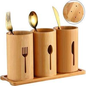 Caddy de madera con compartimentos perfecto para la organización diaria de la cocina, decoración de mesa de comedor y almacenamiento de elementos esenciales para el hogar - Product Image 1