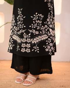 ชุดคุर्ตาผ้าเรยอนเนื้อหนาแบบสลับสี ยอดขายดีจากอินเดีย สำหรับงานปาร์ตี้ พร้อมกางเกงเข้าชุด มีสินค้าพร้อมส่ง - Product Image 4