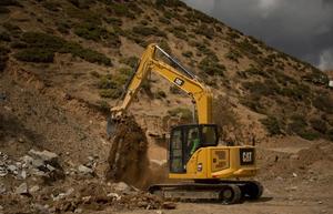 Miniexcavadora Hidráulica CATERPILLAR 310 con 0% de Financiación - Product Image 4