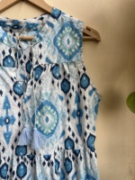 Robe d'été vintage à manches imprimées florales 100 % coton pour femme, brodée, longueur midi, avec détails à pompons et logo frontal