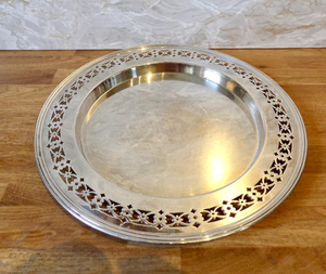 Plaque de chargeur en métal au design traditionnel Plaque de chargeur en métal classique et élégante faite à la main de qualité supérieure - Product Image 2