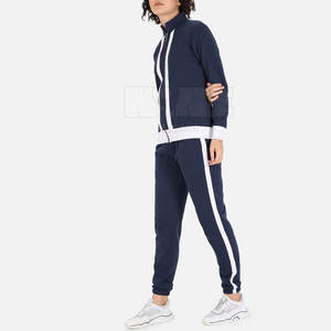 Conjunto de chándal de dos piezas de invierno para mujer de calidad superior transpirable con mangas largas y cuello con capucha diseño de patrón sólido - Product Image 2