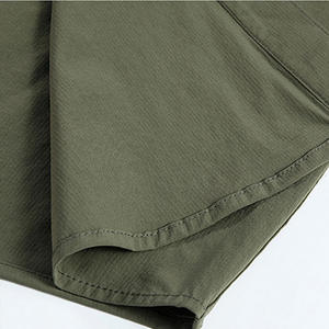 Chemise cargo robuste conçue pour les travaux extérieurs avec des caractéristiques fonctionnelles et une mobilité facile - Product Image 5