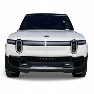 Clean Seminuevo 2025 Rivian R1S Aventura AWD Eléctrico - Product Image 1