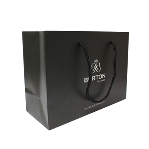 Sac cadeau en papier kraft avec logo personnalisé-Sacs à provisions recyclés pour la fête, les chaussures et la mode - Product Image 3