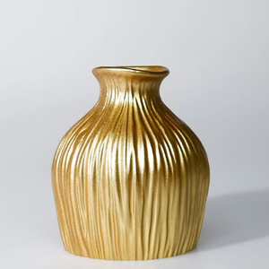 Vase à fleurs contemporain en métal Vase à fleurs enduit de poudre blanche Décoration de table Vase à fleurs en métal pour salon - Product Image 2