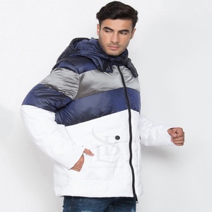 Venta al por mayor de los hombres de invierno burbuja chaqueta con cierre de cremallera nueva llegada de algodón acolchado abrigo de talla grande OEM servicio de personalización - Product Image 4
